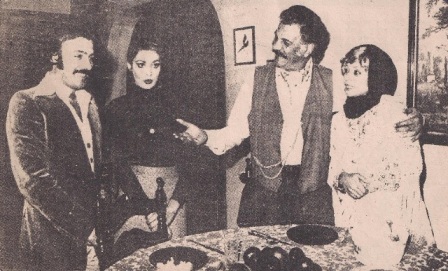 Çeşme Film setinden bir kare: Ferdi Tayfur, Necla Nazır, Erol Taş ve Pervin Par