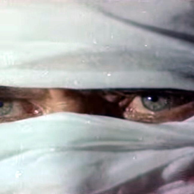 Dört Yanım Cehennem Cüneyt Arkın